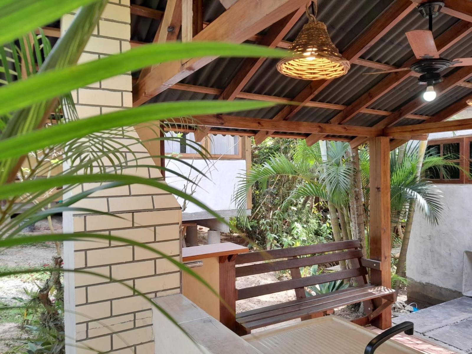 Recanto Das Bromelias Chales Guarda do Embaú Exteriör bild